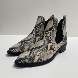 Steve Madden Boots Size 8